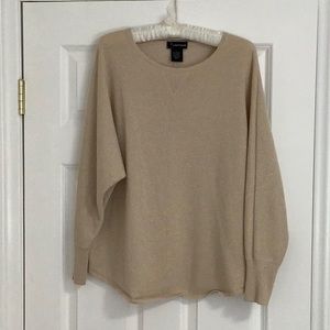 C by Bloomingdale’s luxurious cashmere sweater sz M